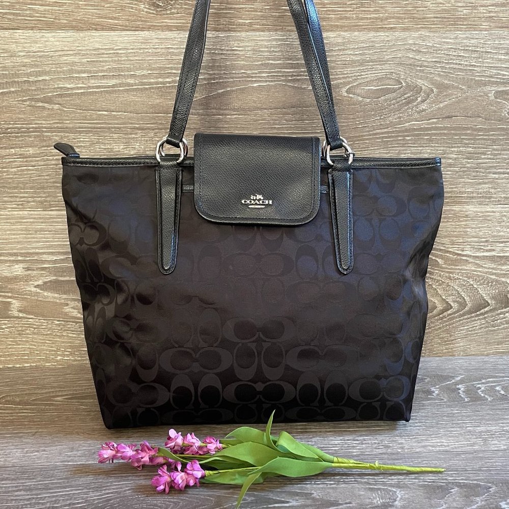 COACH Ward Tote in Black Signature Nylon